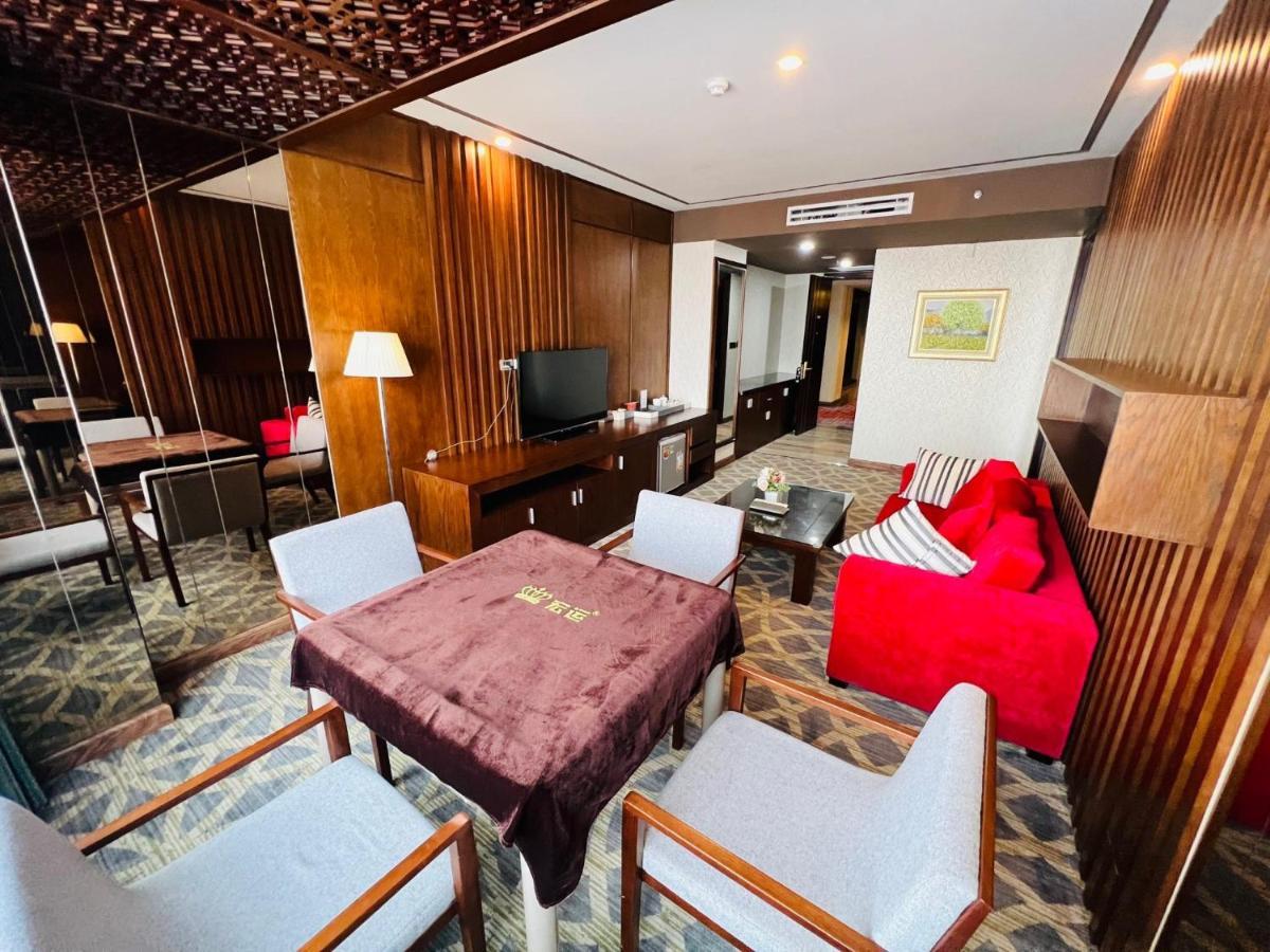 Le Indochina Hotel Bac Ninh Экстерьер фото